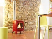Poêle à bois en fonte - Emaillé rouge