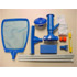 Entretien piscine - Kit comprenant manche alu, boîte à chlore, épuisette de surface, brosse et trousse d