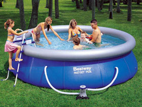 Piscine autoportante ronde avec pompe de filtration - 4.57 x 1.22m