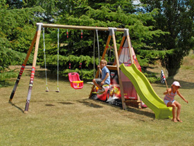Portique bois soulet flash 5 agrés h2.35 m Portique bois soulet flash 5 agrés h2.35 m