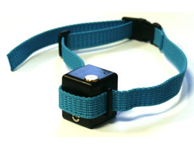 Collier r�gulateur des aboiements pour chien par spray 