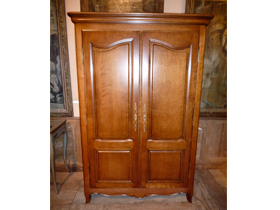 Meuble TV style Louis XV en hêtre