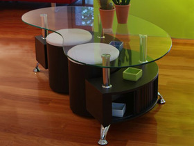 Table basse + 2 poufs; 129 x 70 x 44 cm; coloris: wengue/hêtre/merisier